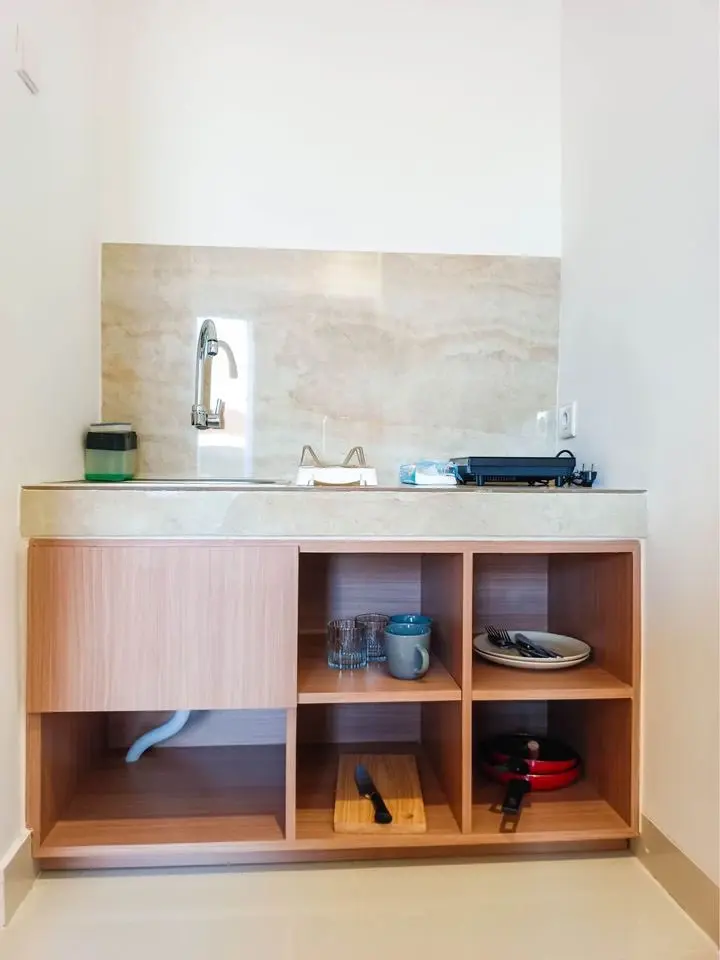 Brand new 1br Studio in Seseh — image 3