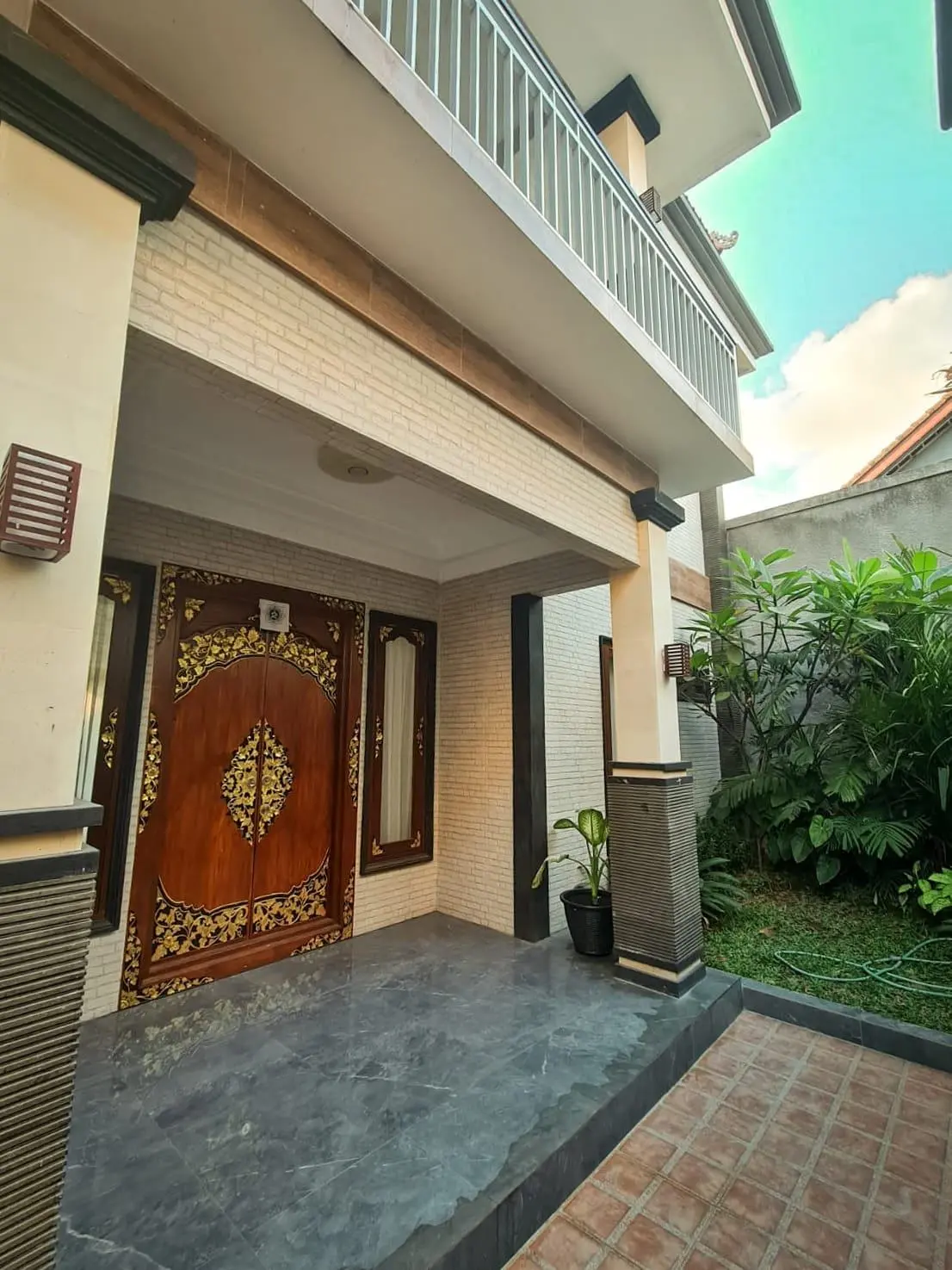 4 Bedrooms Villa in Canggu — image 2