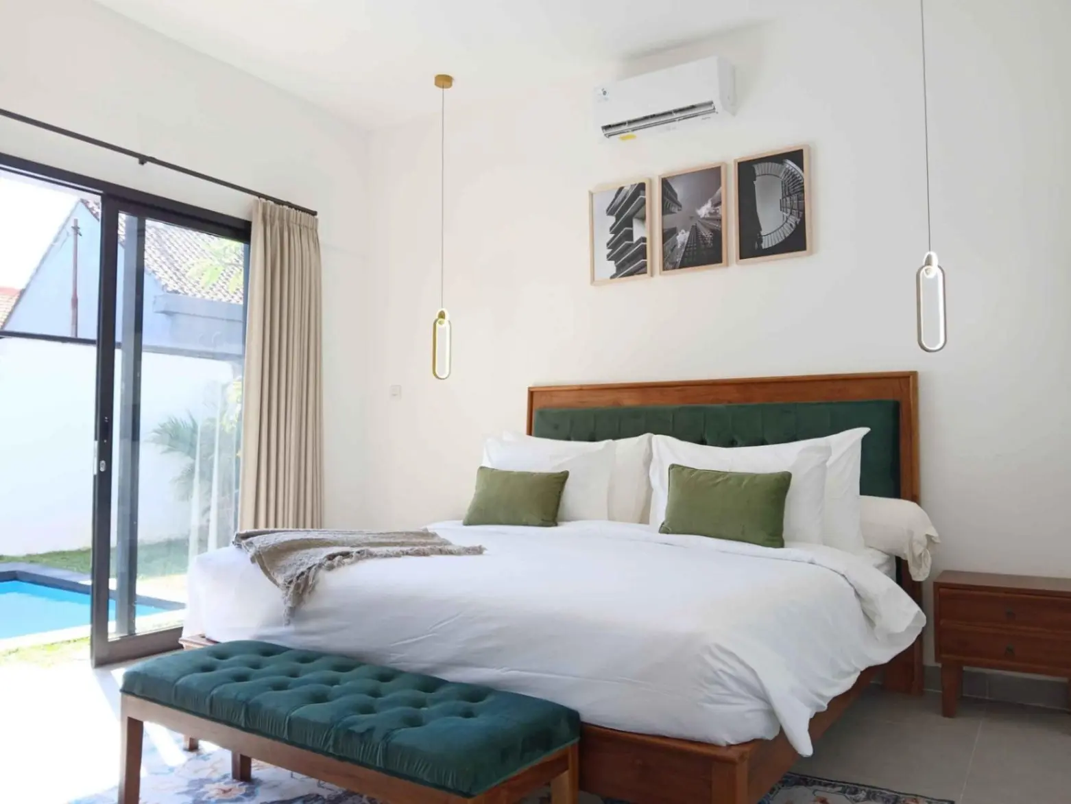 3 bedrooms villa in Kerobokan — image 1