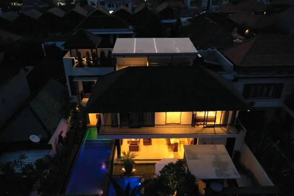 Villa Extrosa 4 BR — image 1