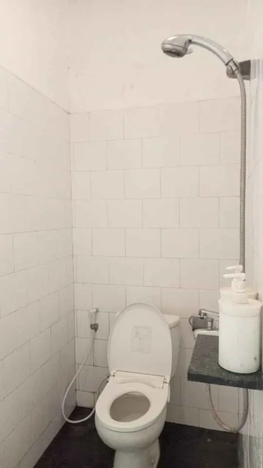 Room available today area seseh munggu — image 3