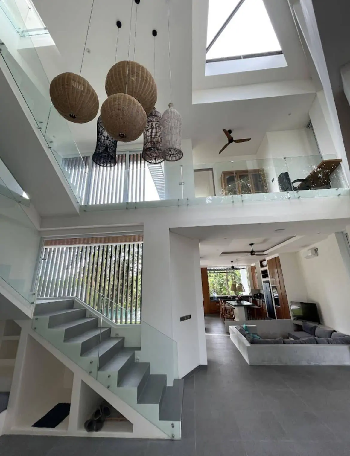 4BR plus 1 Children Bedroom Villa in Pererenan — image 1