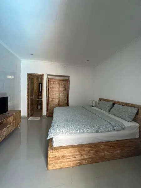 Cozy 2-bedroom villa — image 1