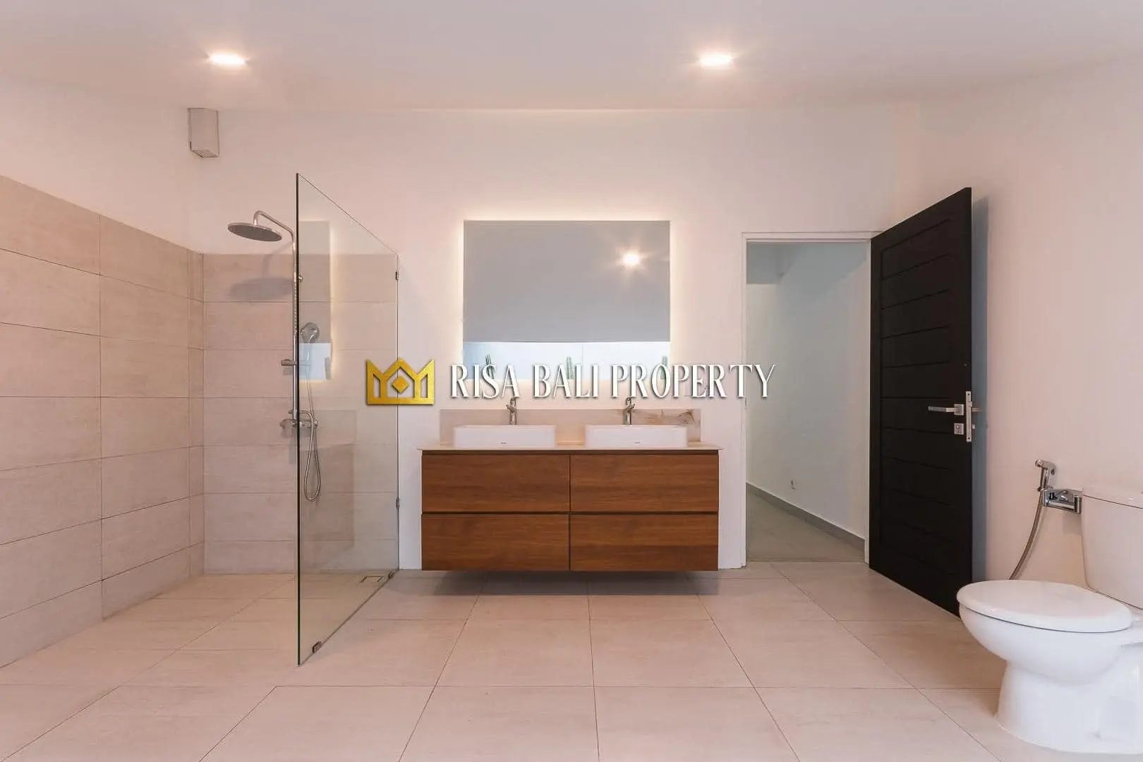 WONDERFUL THREE BEDROOMS VILLA — image 4