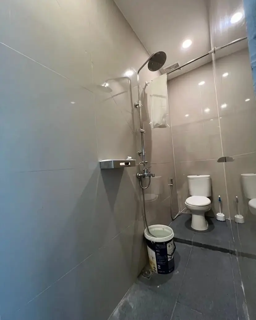 3 Bedroom 4 Bathroom — image 3
