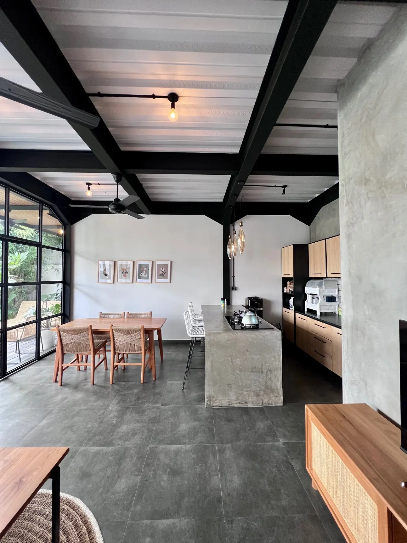 2 BEDROOM VILLA IN CANGGU (LOWER PRICE FOR THE CONSTRUCTION AROUND THE AREA) — image 2