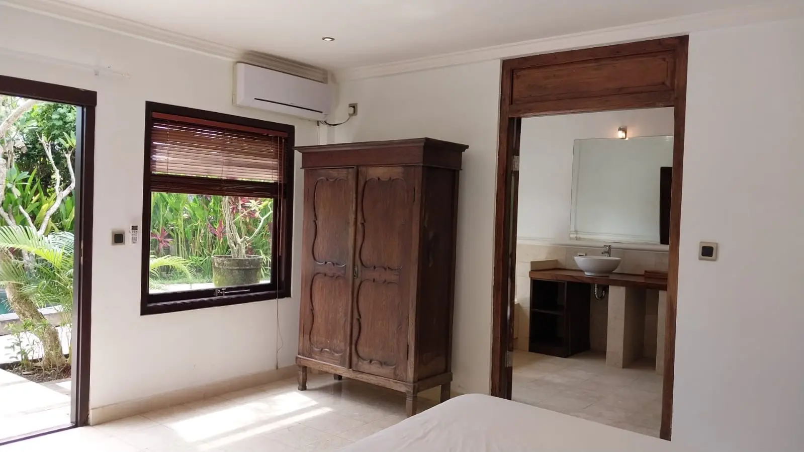 5 bedroom in canggu — image 4