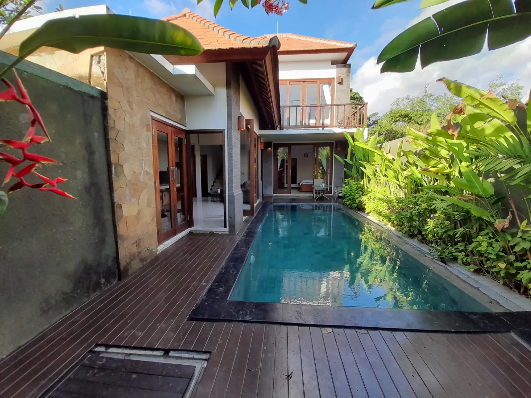 2 BEDROOM IN UMALAS — image 1