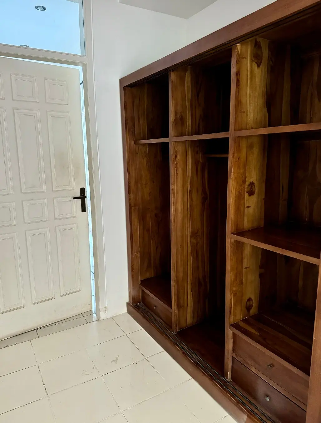 1 Private Room at shared villa — image 4