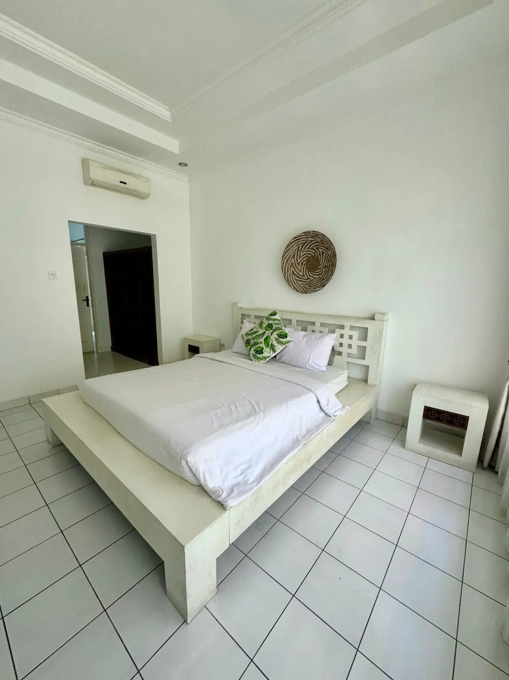 1 Private Room at shared villa — image 1