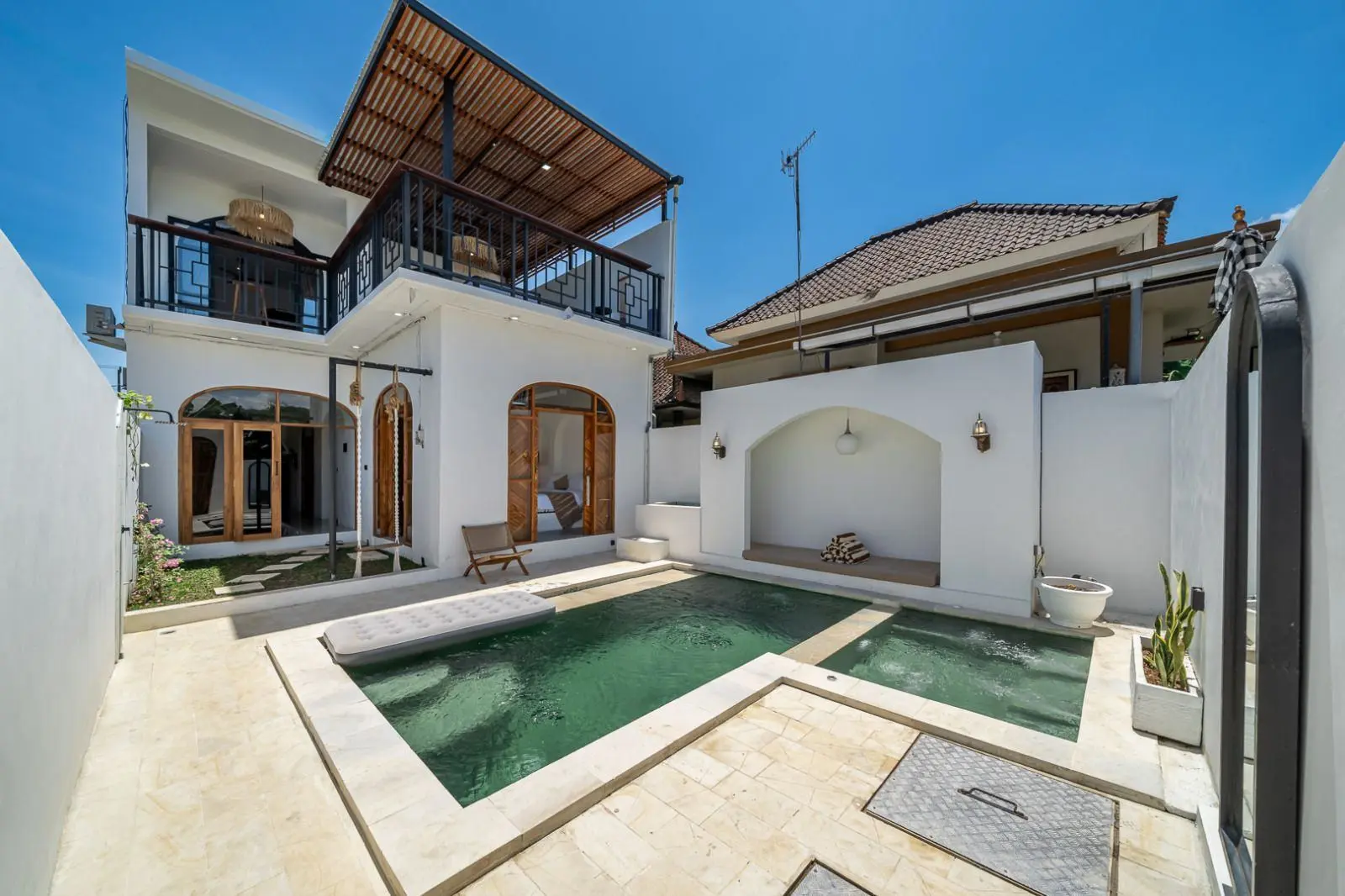 3BR Villa with Private Pool and Studio Music Room and Pool Table Projector and Screen PS5 — image 4