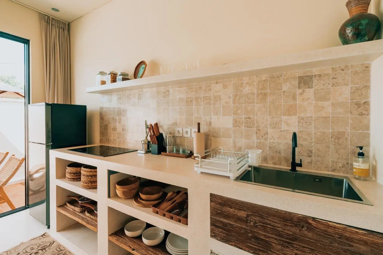 Mediterranean 1 BR Villa in Canggu Babakan — image 2
