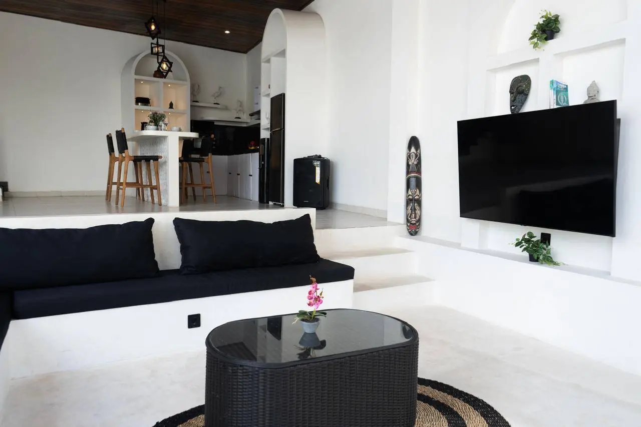 3BR Santorini Style at Munggu Canggu — image 1