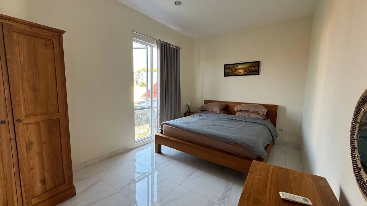 Villa — image 3