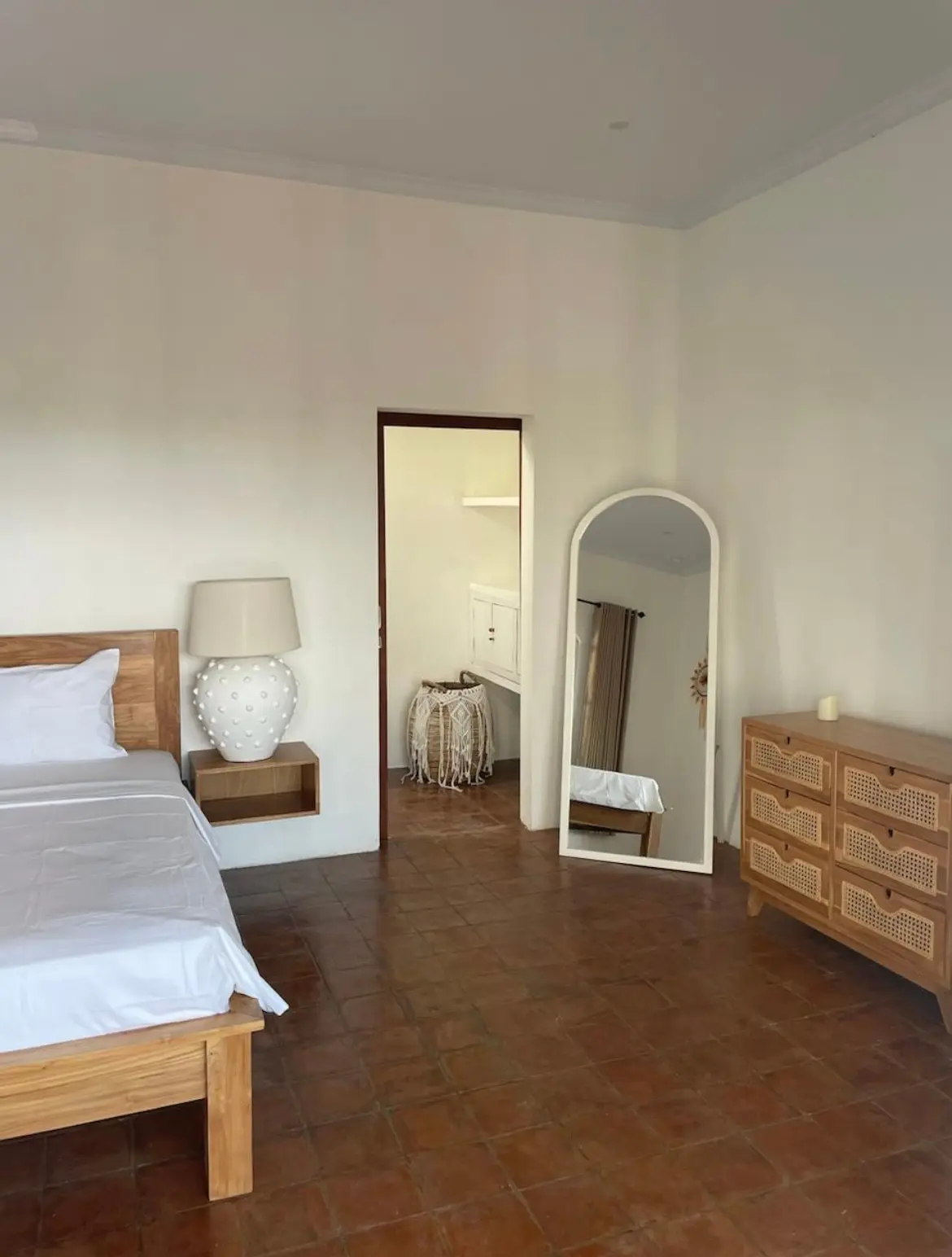 Seseh villa — image 3