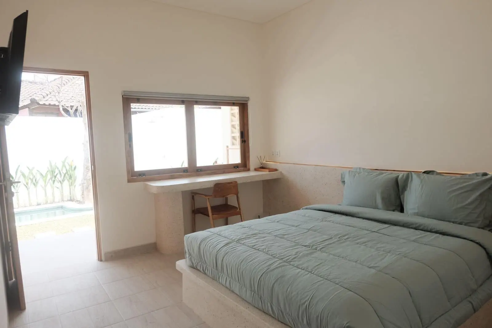 AVAILABLE ROOM IN CANGGU — image 2