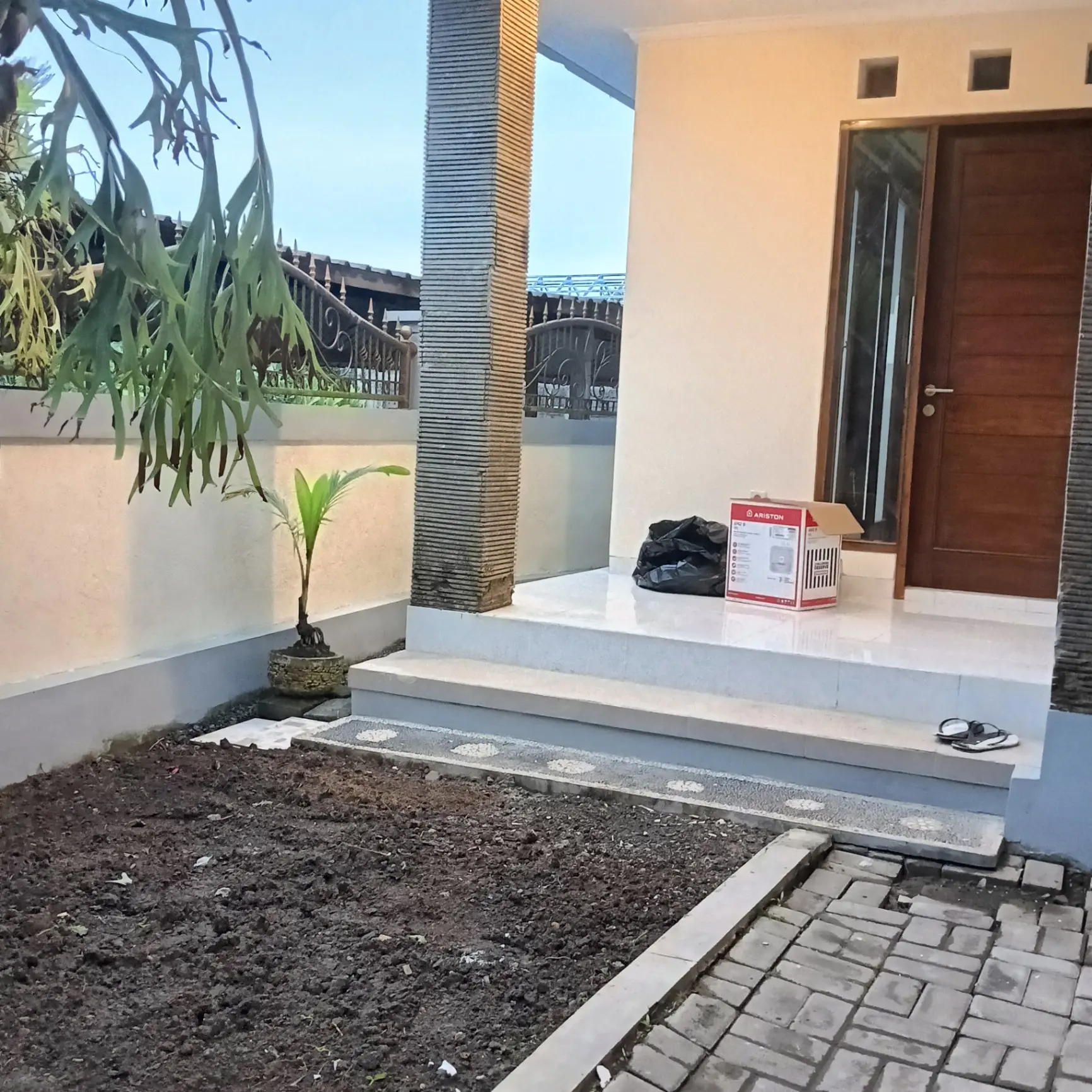 Rumah Moning
