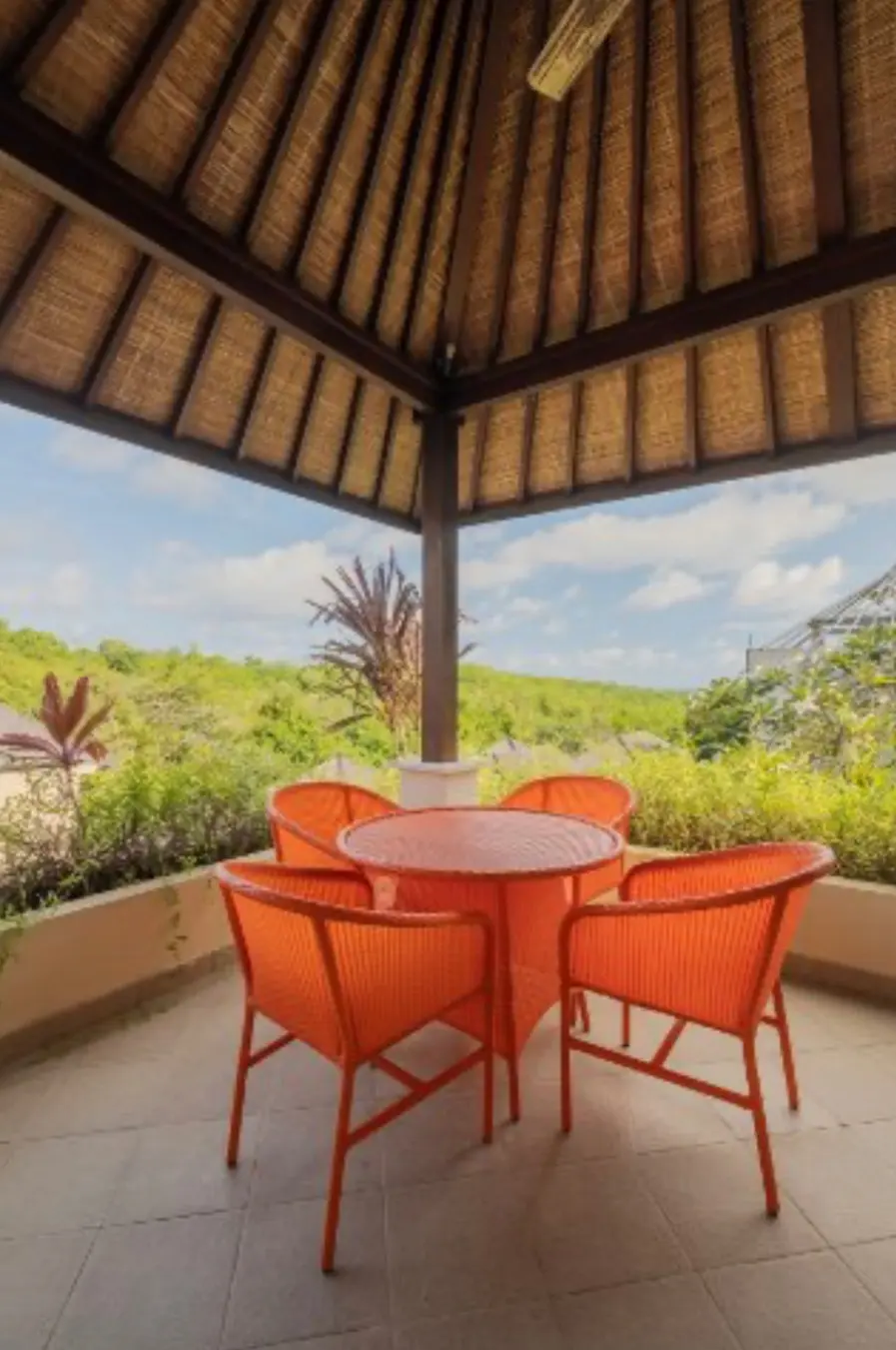 2 bedrooms villa — image 3