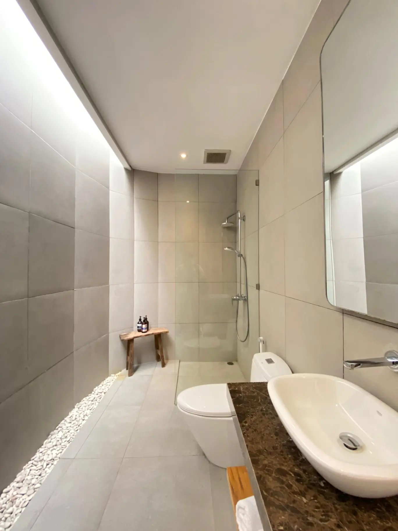 3 Bedroom Villa Modern Luxury in Padang-padang Beach — image 3