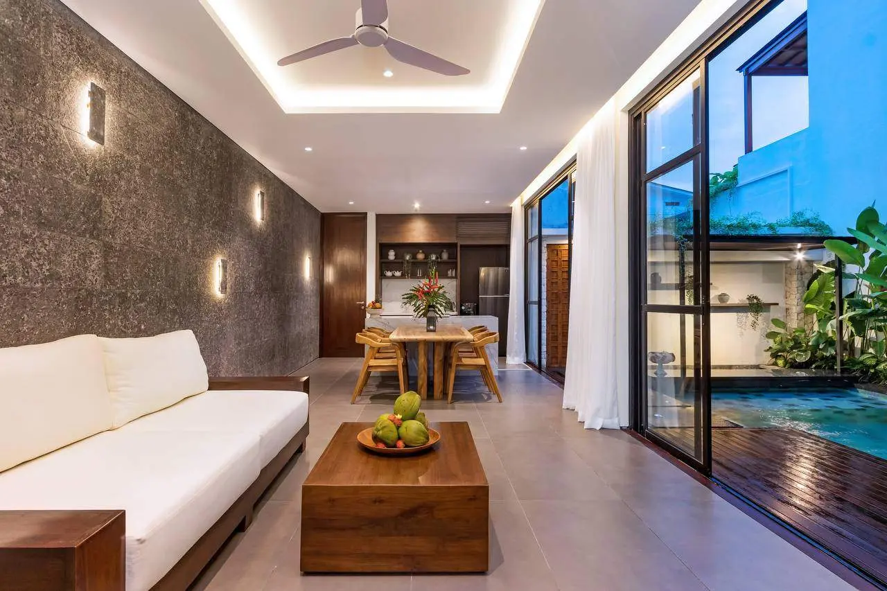 3 Bedroom Brand New Luxury Villa! Berawa Canggu - Minutes to Beach & Clubs — image 2