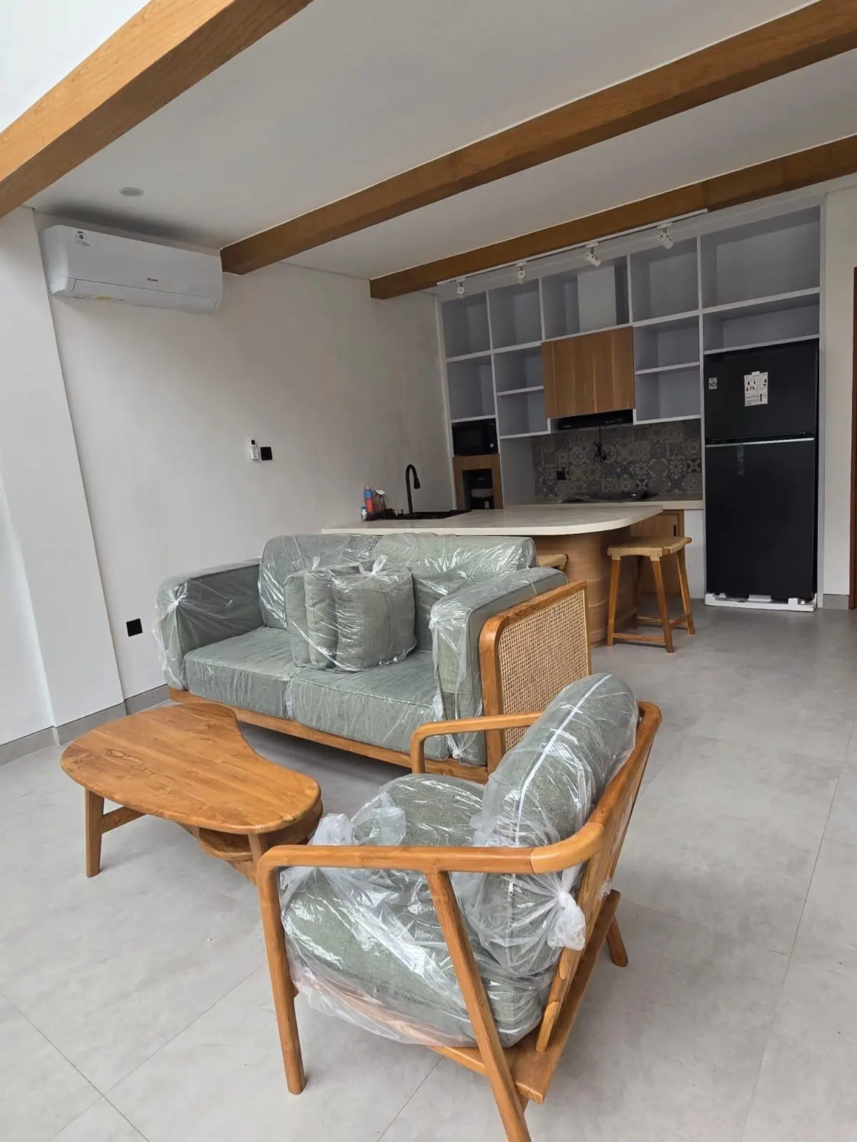 BRAND NEW 1BR MEZZANINE STYLE WITH PRIVATE POOL AT BUDUK — image 3