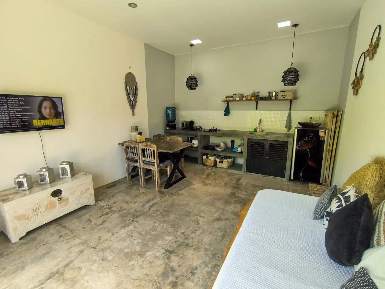 Two Bedroom villa with private pool located in Canggu near Wanderlust Fitness — image 2
