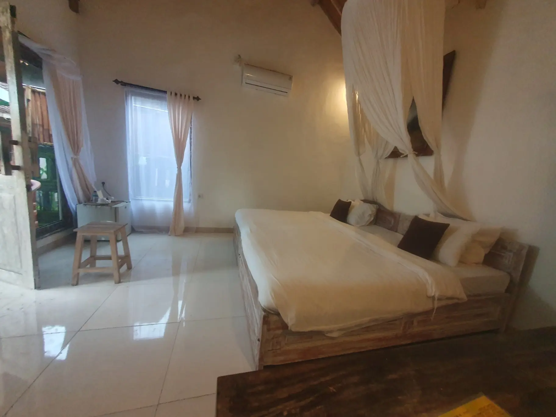 Resort — image 1