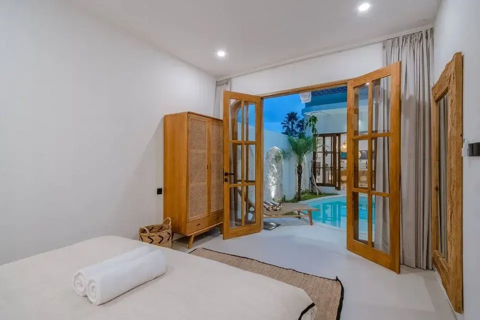 Mediterranean 3 Bedrooms Villa in Pererenan — image 4