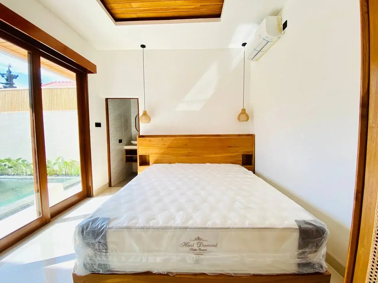 BRAND NEW 2 BEDROOM VILLA IN SEMINYAK — image 3