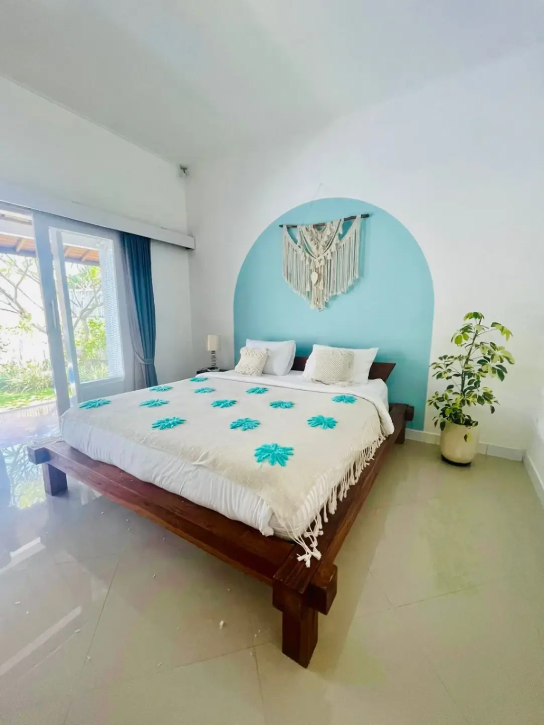 TROPICAL BALINECE VILLA IN PERERENAN 5 MINUTES FROM THE BEACH — image 4