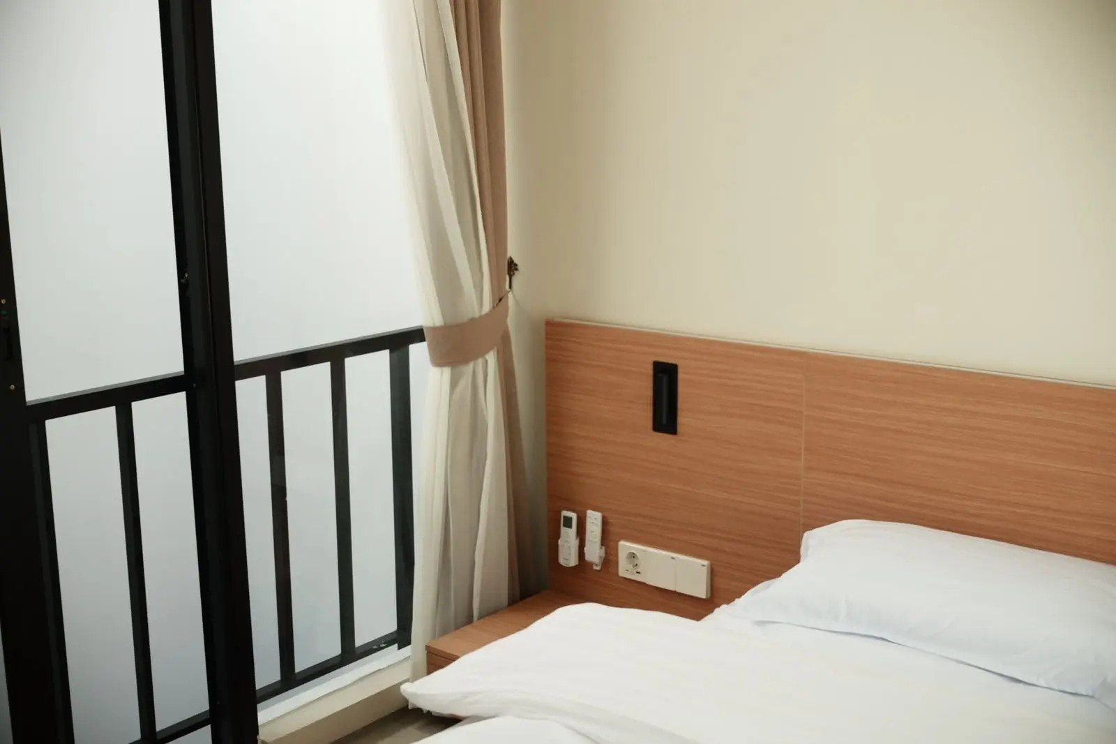 Brand new 2 beds 2 bathrooms – VILLA Location: Jalan Raya Kayu Tulang Canggu — image 1