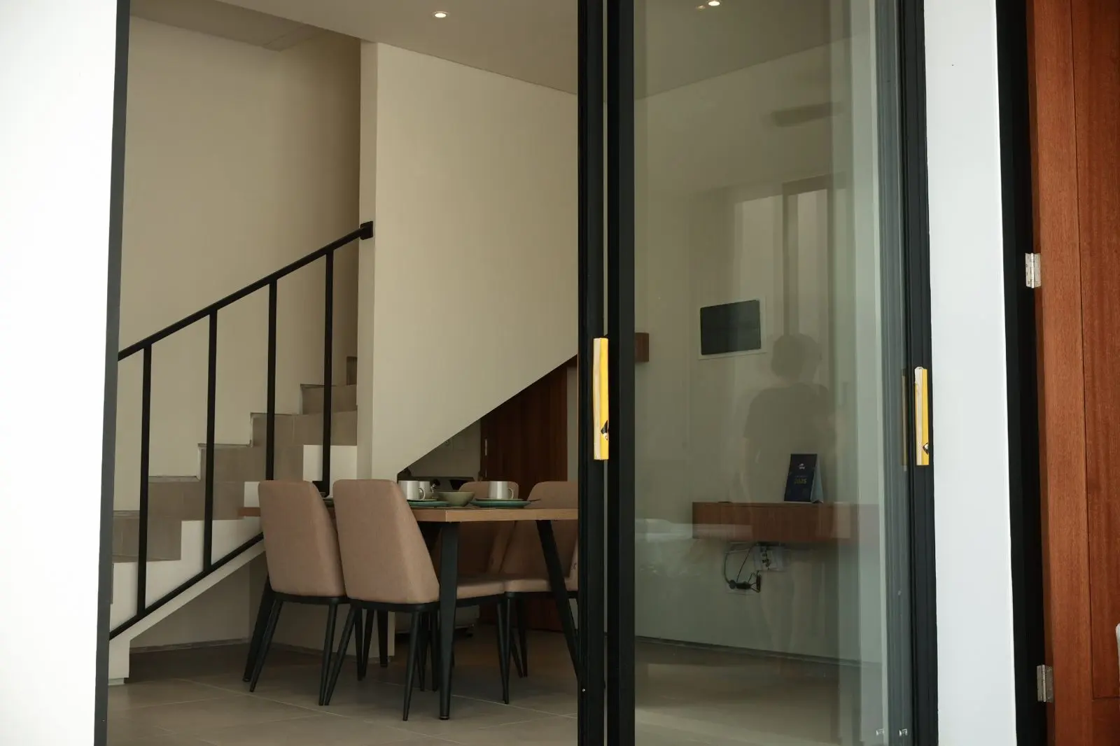 Brand new 2 beds 2 bathrooms – VILLA Location: Jalan Raya Kayu Tulang Canggu — image 3