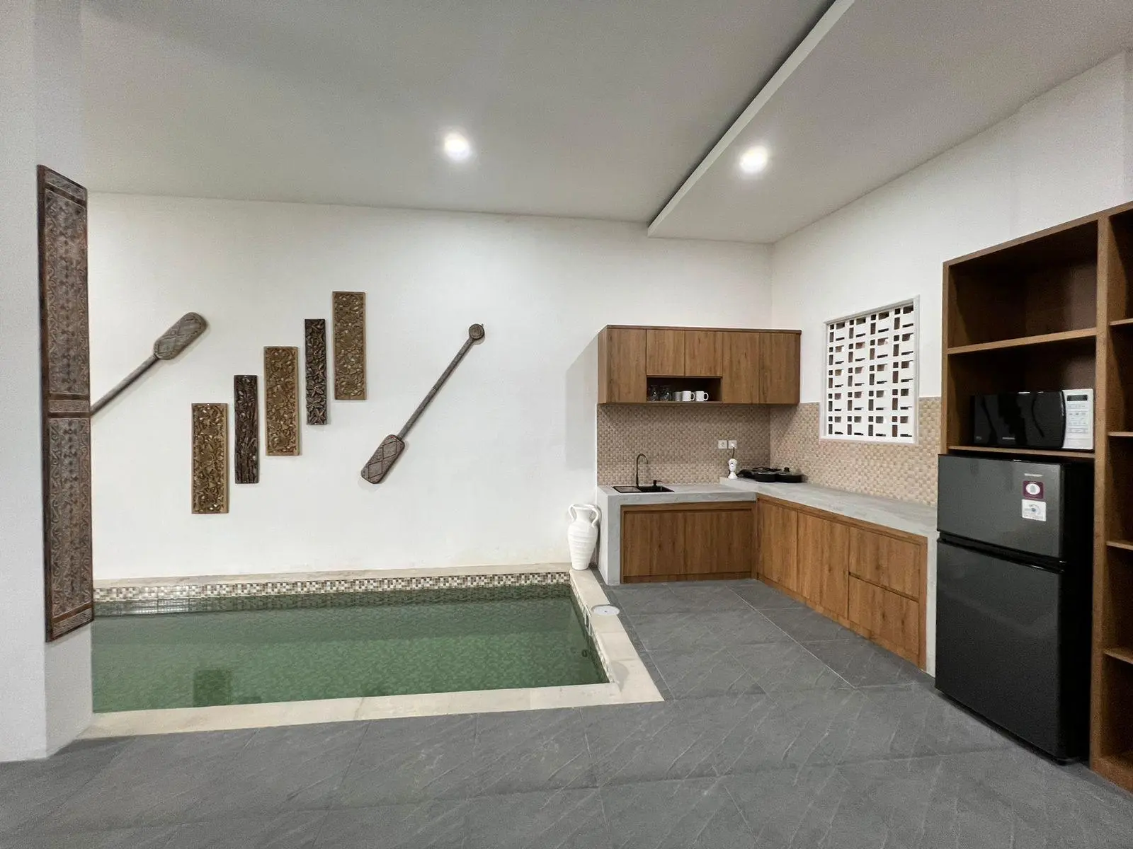 3BR Brand new Villa at Pererenan quiet area no construction nearby and with beautiful rice field view — image 4