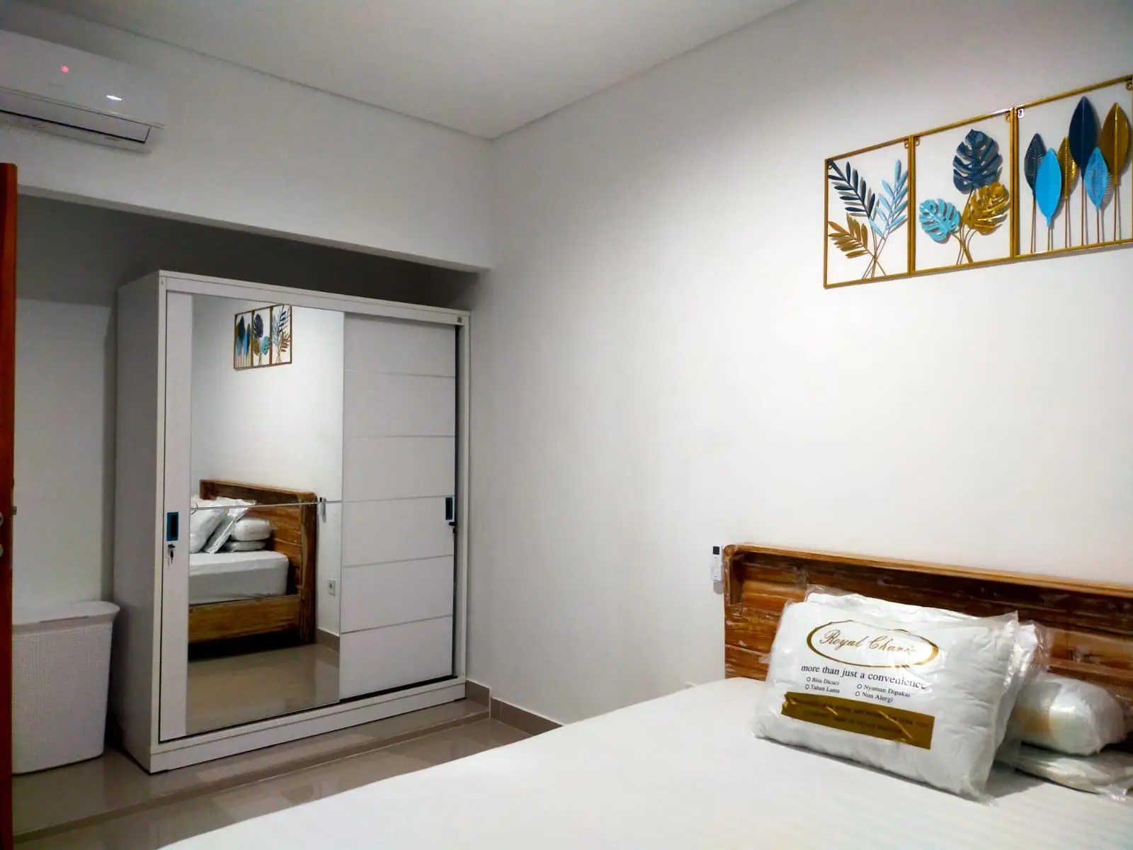 House For Rent at Denpasar Near Sunset Road Kerobokan Seminyak Cozy calm area rice field views and no construction nearby — image 2