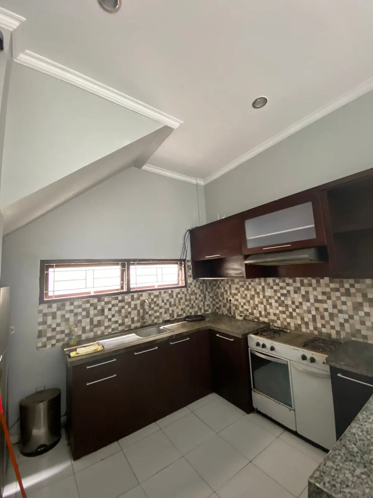 3BR VILLA AT LEGIAN SEMINYAK. walking distance to Doublesix Beach — image 3