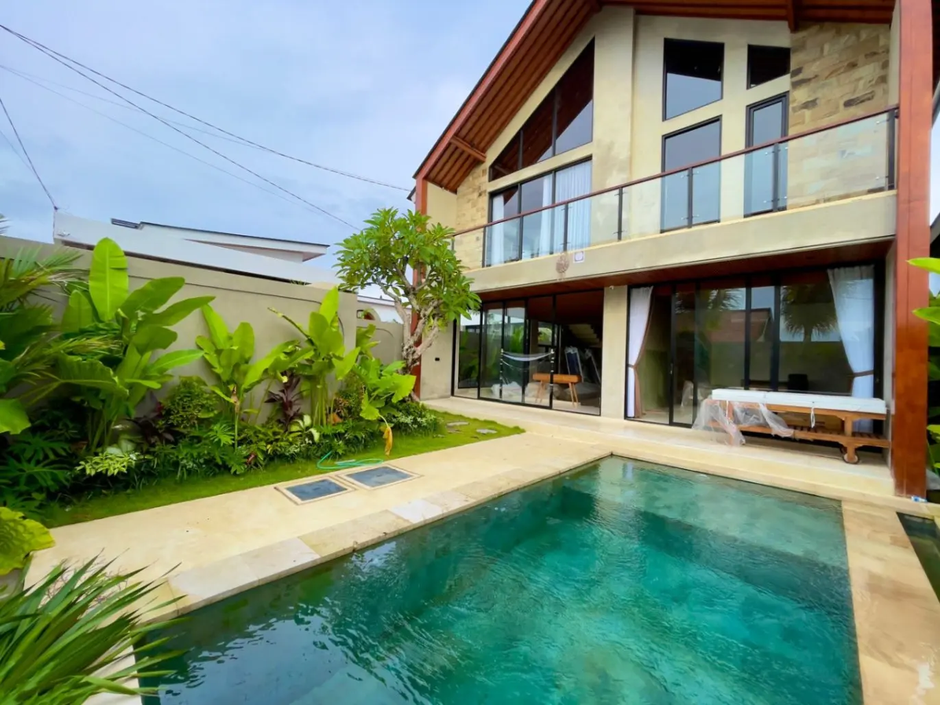 Luxury Villa D'Pars