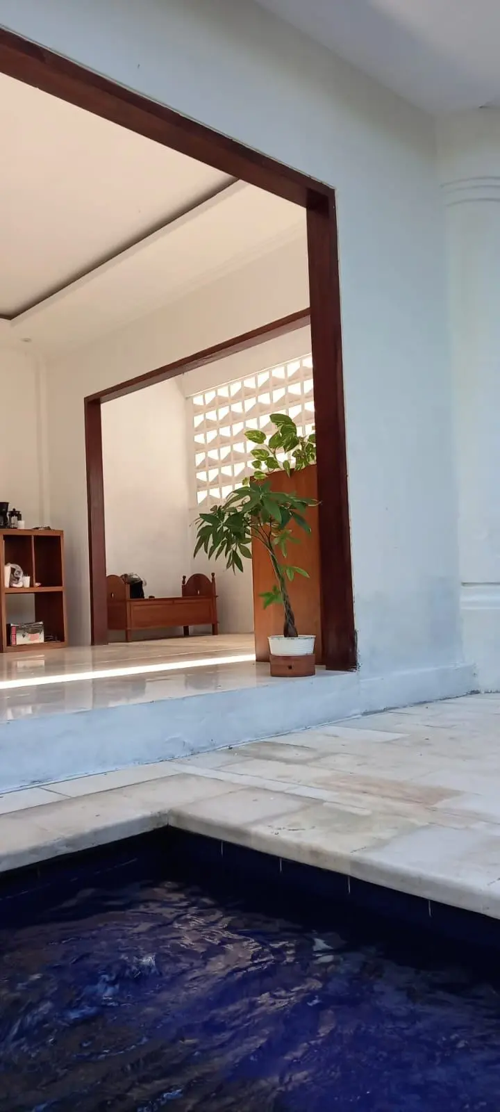 2BR house with private pool in the Kerobokan area very good location — image 4