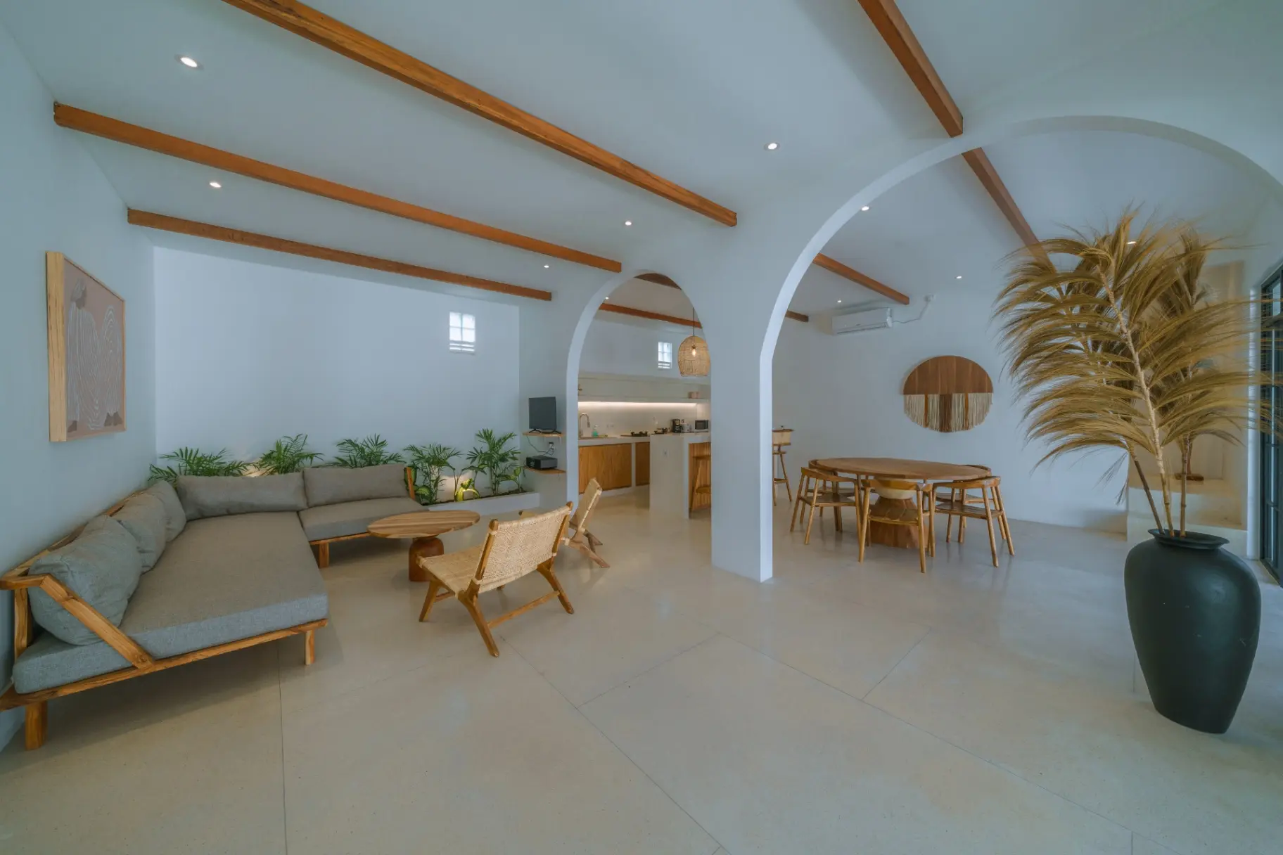 Villa Eliad - Charming 3 Bedroom Mediterranean Villa in Berawa — image 1