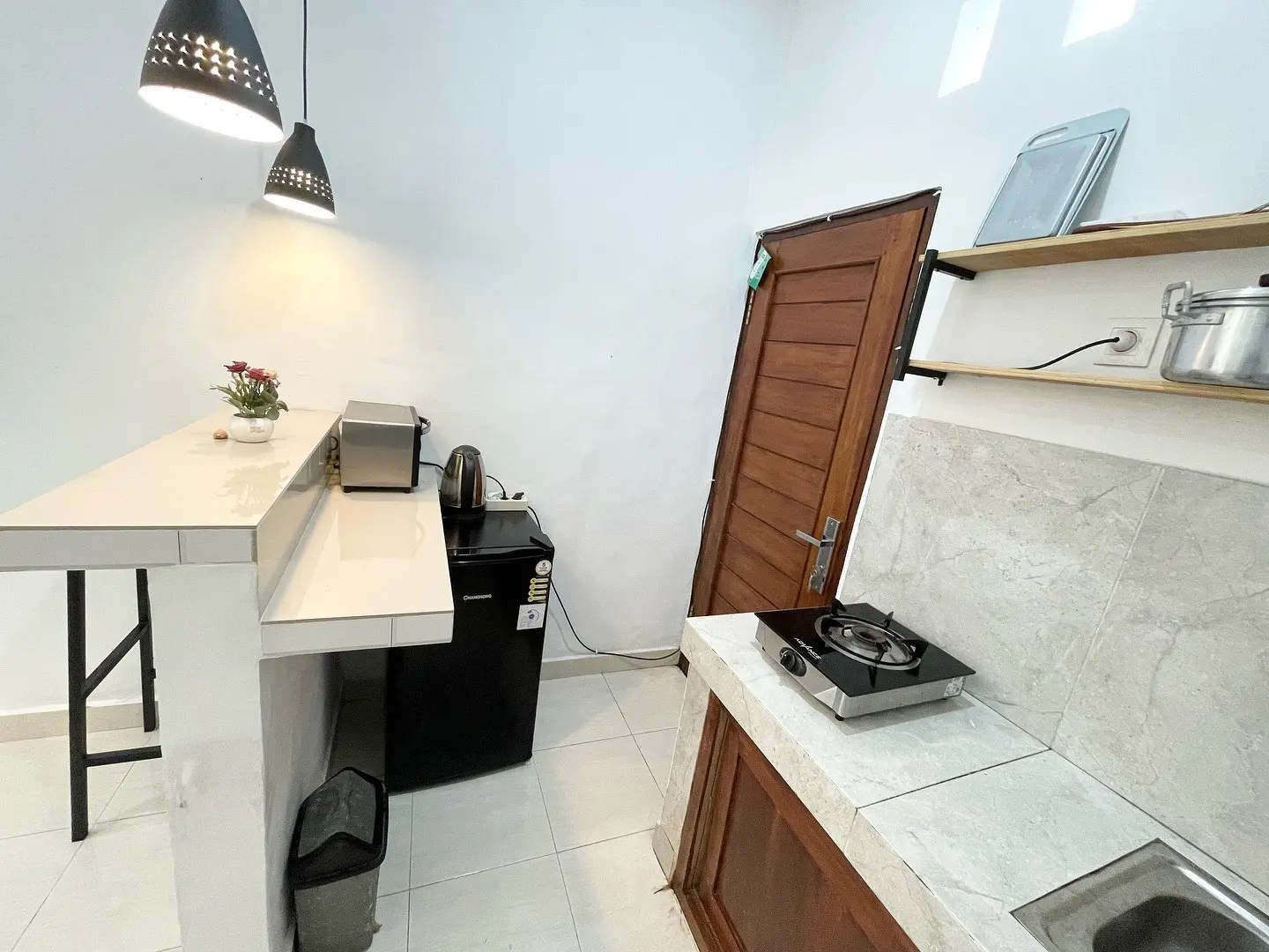 LaGriya Apartment Deluxe Livingroom — image 3