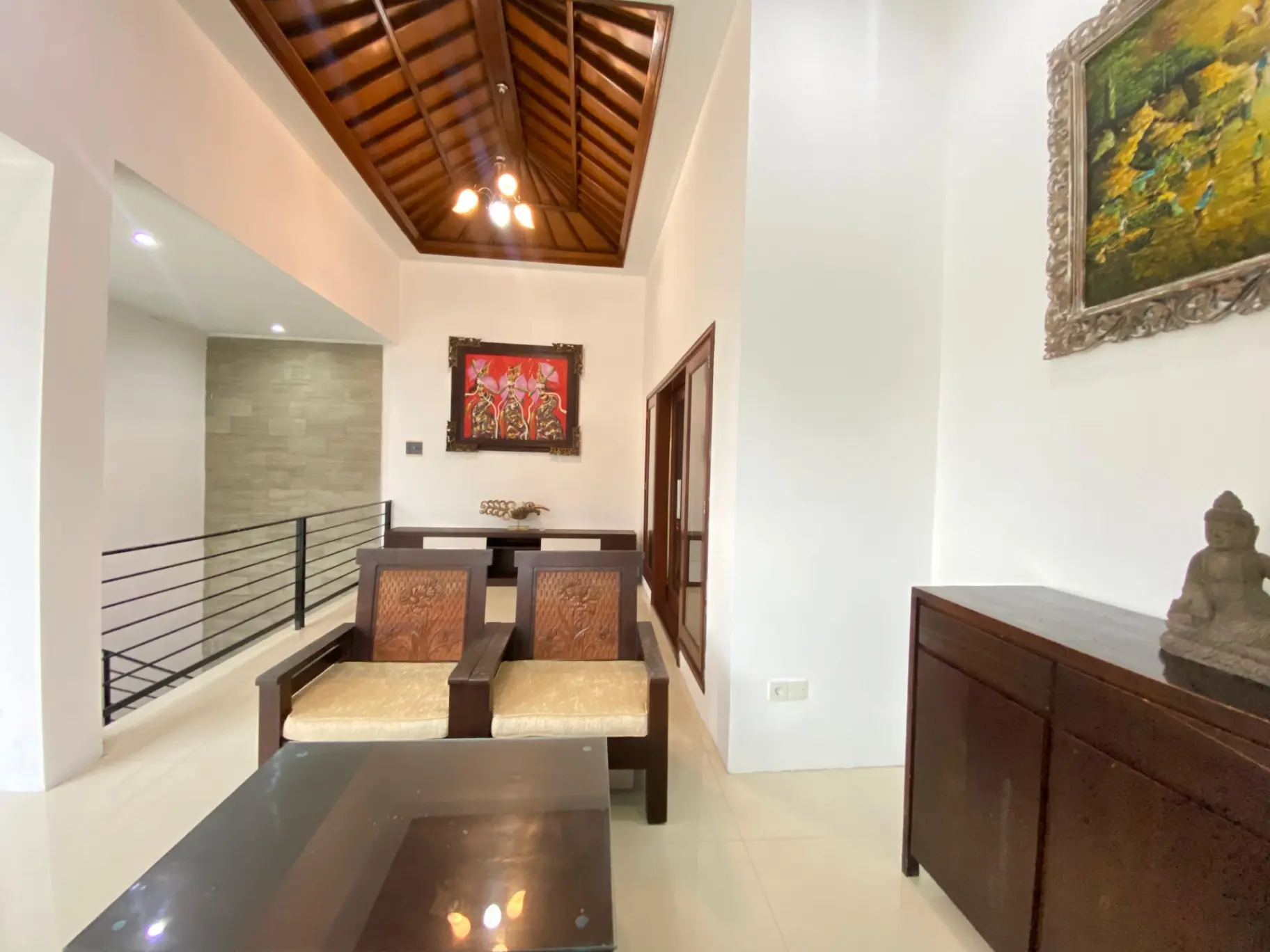 Villa 4 Bedroom In Seminyak close to Double Six Beach — image 2