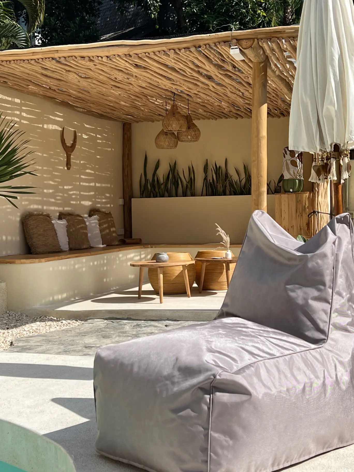 Private room in small resort — image 3