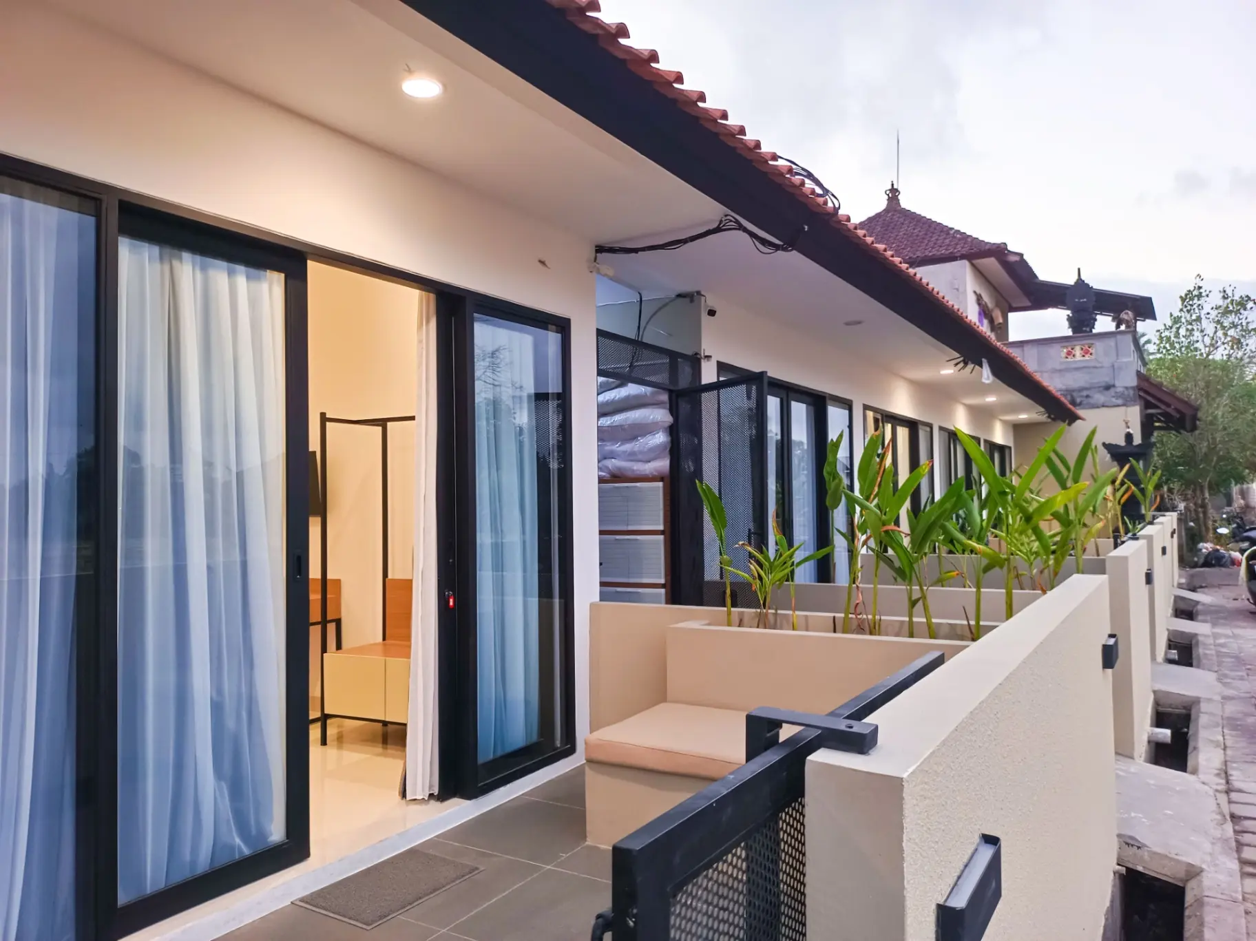 1 Bedroom Apartment Studio in Seseh near Canggu — image 2