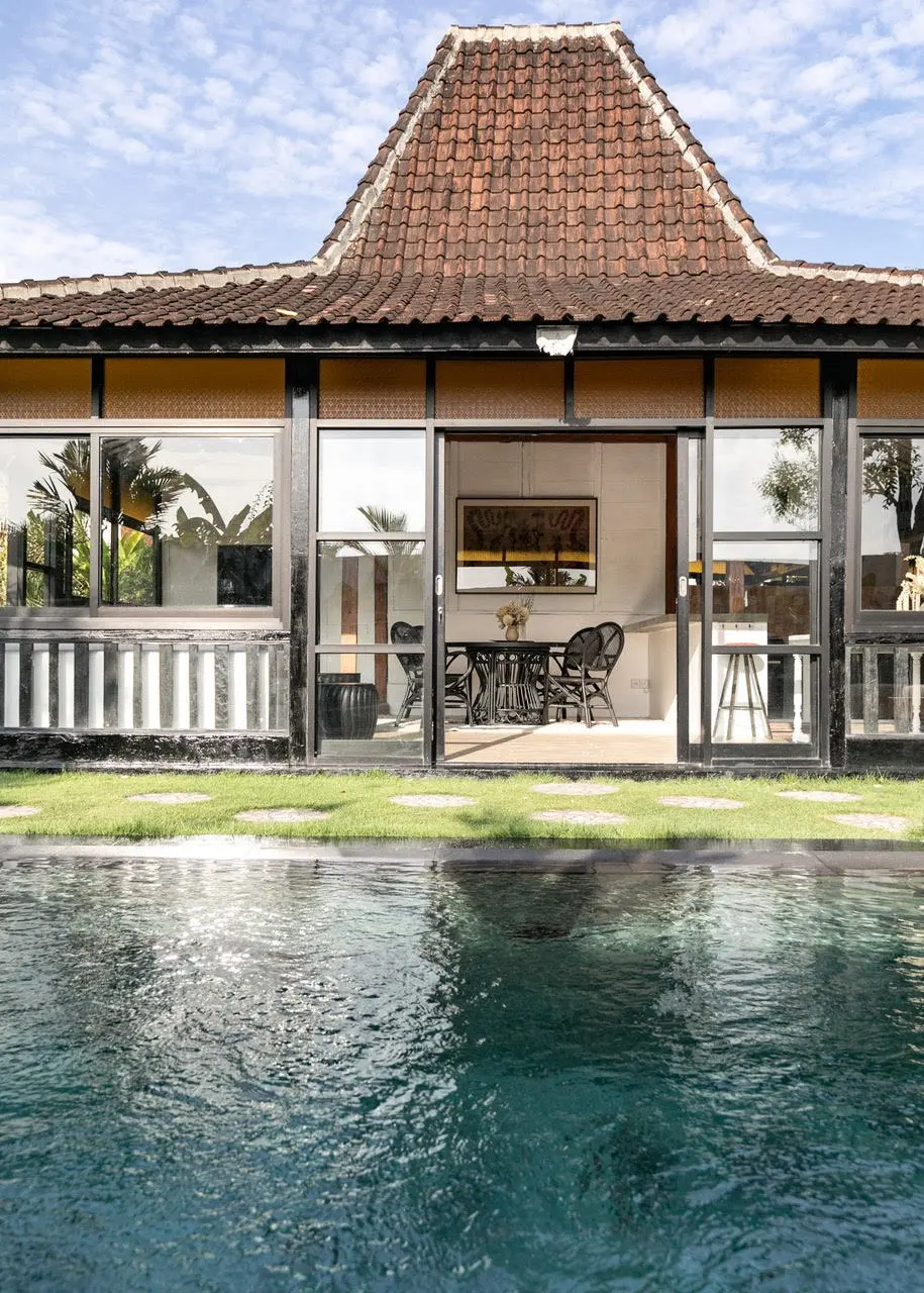 Designer tropical Villa in Berawa — image 1