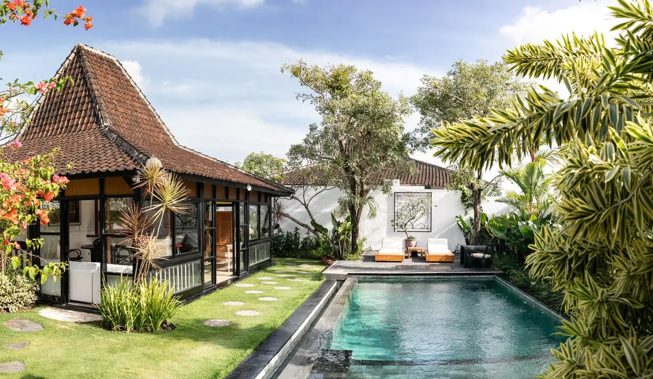 Designer tropical Villa in Berawa