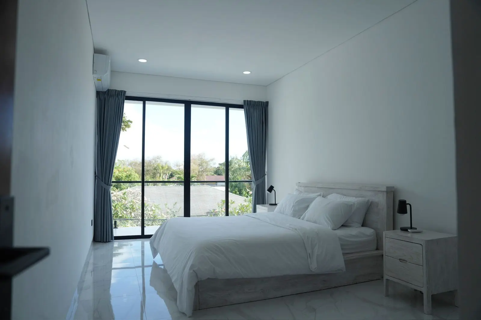 Luxury 3 Bedroom Villa Umalas — image 1