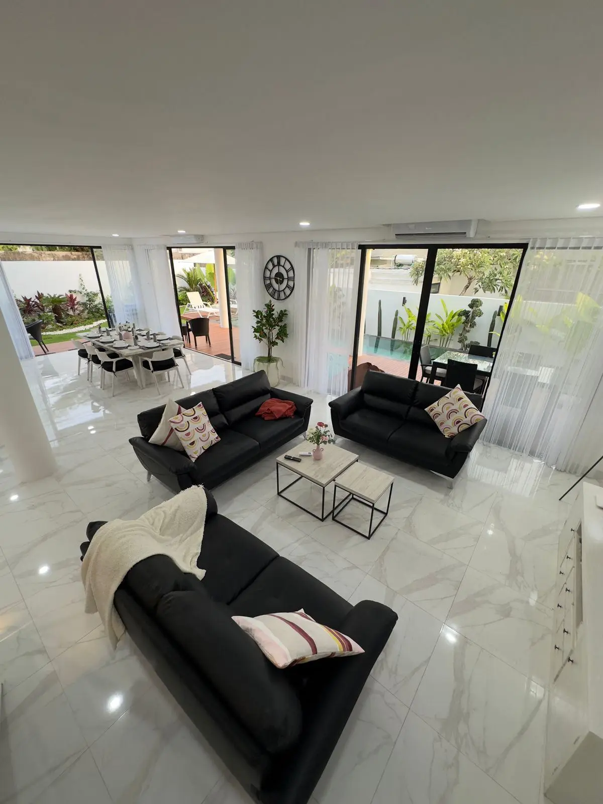 Luxury 3 Bedroom Villa Umalas — image 2