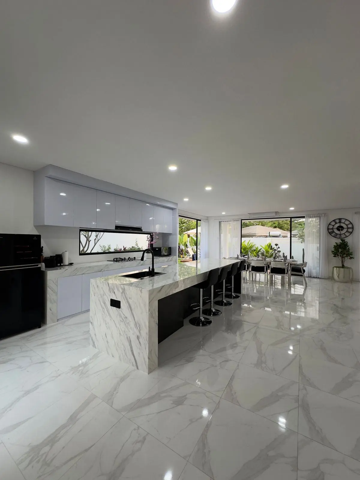 Luxury 3 Bedroom Villa Umalas — image 4