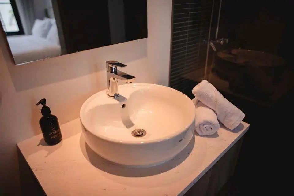YOUR PRIVATE SANCTUARY IN THE HEART OF PERERENAN — image 3