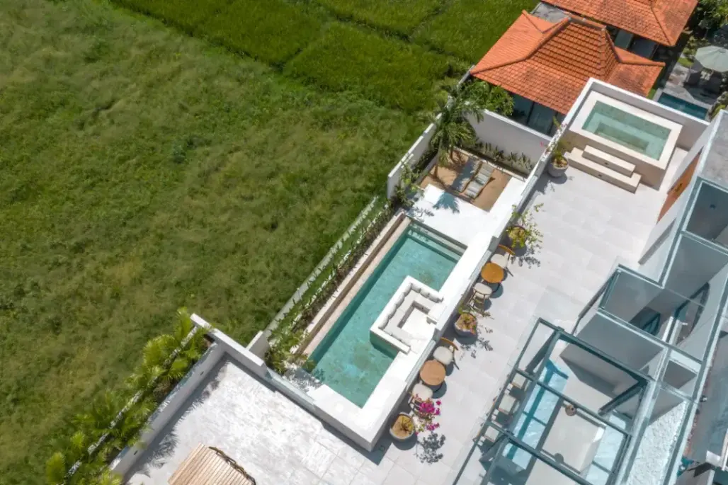 Luxurious 3-Bedroom Villa in Munggu – Your Private Bali Escape — image 1