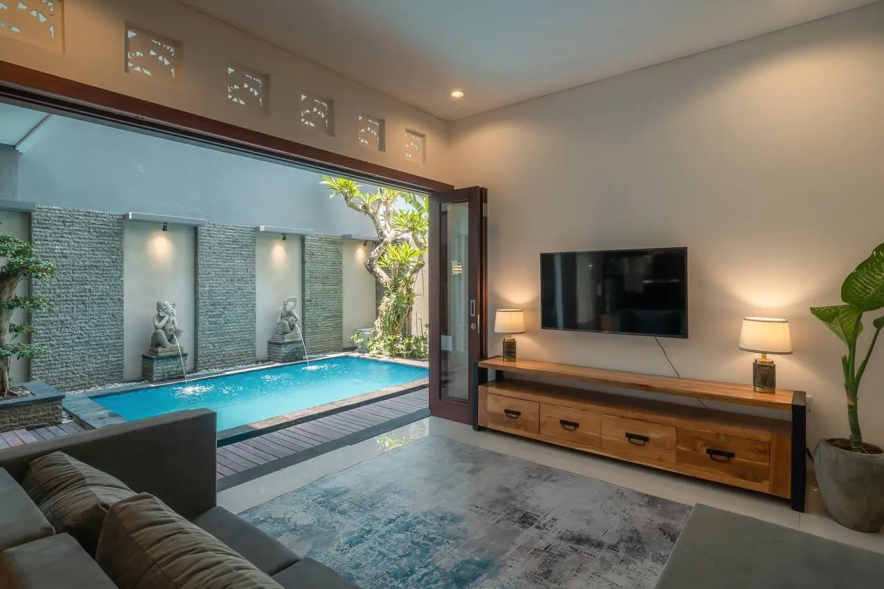 Modern Villa in Canggu / Padonan — image 4